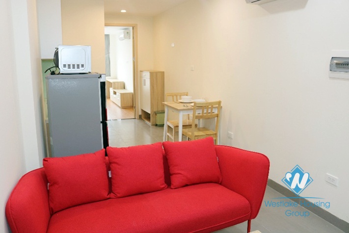 A newly 1 bedroom apartment for rent in Hoang Hoa Tham, Ha noi